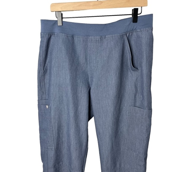 Figs Axim Cargo Scrub Pants Heather Blue Size Medium Style T2001 Medical - Picture 2 of 7